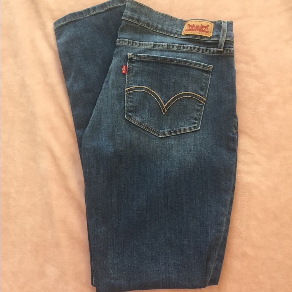 Levi 524 Skinny Jeans